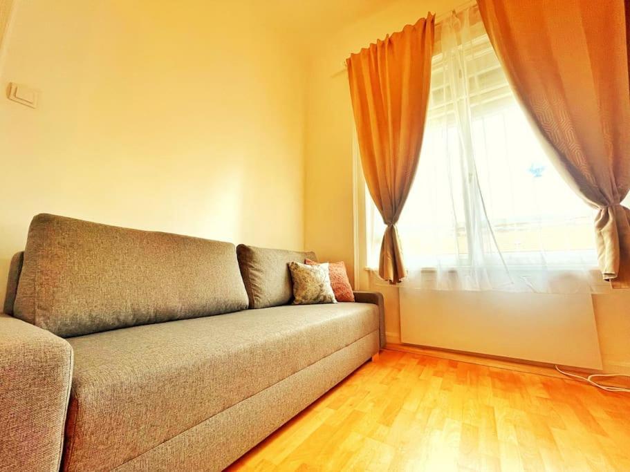 Central Spacious Flat Budapeşte Dış mekan fotoğraf