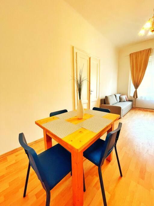 Central Spacious Flat Budapeşte Dış mekan fotoğraf